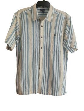 Patagonia Blue & White Light Weight Organic Cotto Short Sleeve Button-Down Shirt